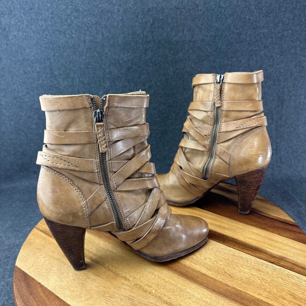 Frye Mikaela Strappy Tan Leather Strap Buckle Ankle Boots Womens 8.5 3475541-GRY - Picture 9 of 12